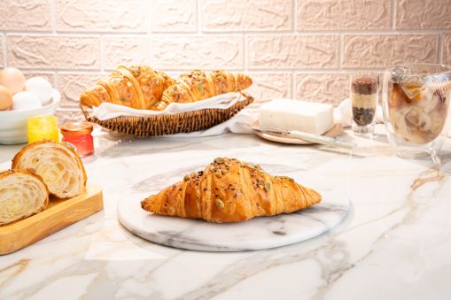 Multiseed Croissant